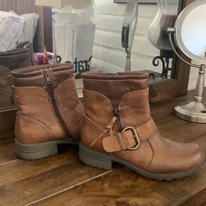 Earths origins, brown leather boots